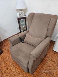 Poltrona elettrica con alza persona Mirarelax