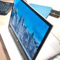 PC portatile touchscreen