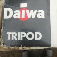 2 Cavalletti Treppiedi  Daiwa T.400 + Techno SC-B3