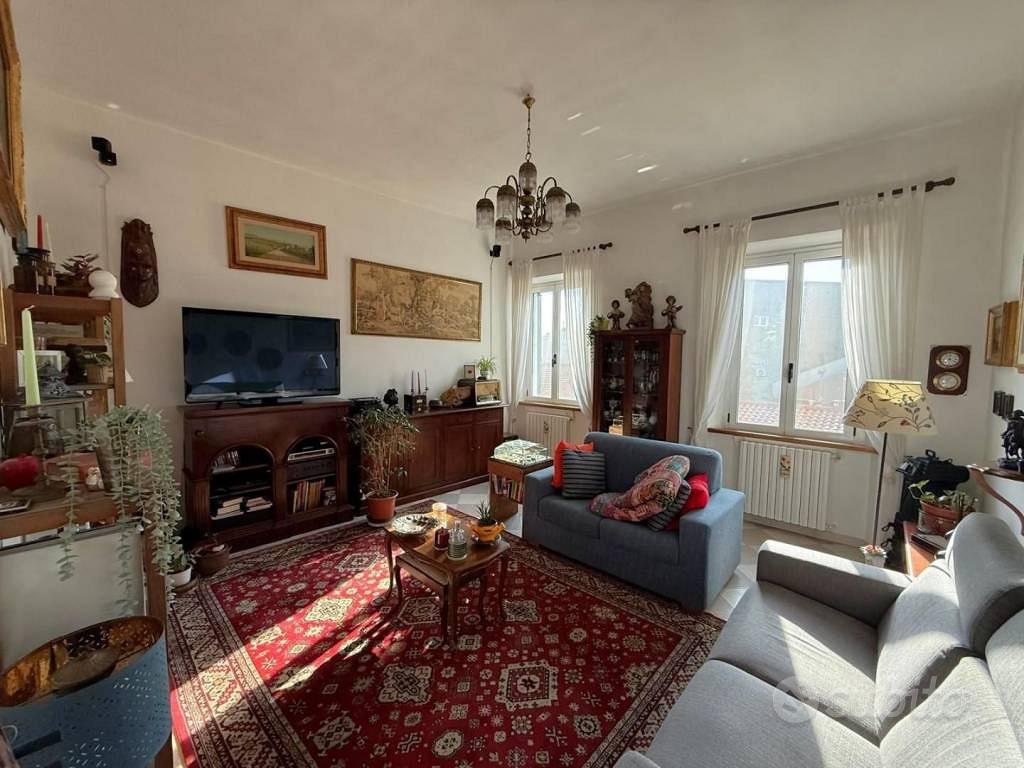 Appartamento di 130 m² con 4 locali a Livorno