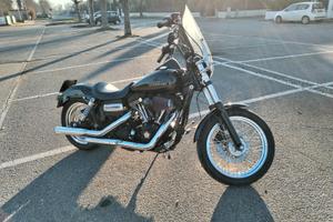 Harley-Davidson Dyna Street Bob - 2006