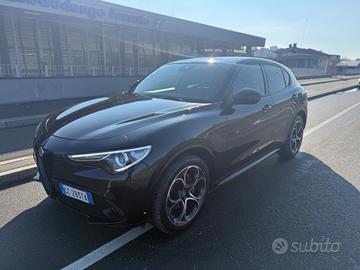 Alfa Romeo Stelvio 2.2 Turbodiesel 210 CV AT8 Q4 V