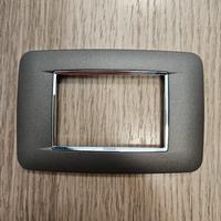 Placca Eikon Round 20683.C14 Titanio matt