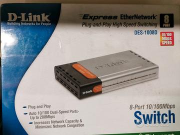 Switch D-Link Switch 8 Porte 10/100 Mbps DES-1008D