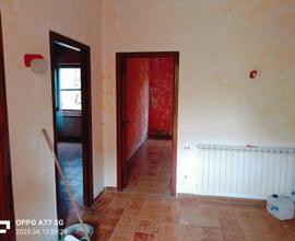 Indipendente con cortile, 15 minuti dal mare