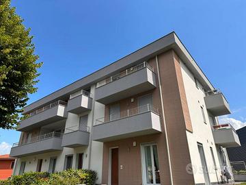 Box / Garage di 15 m² a Sirone