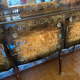 Vetrina vintage in radica