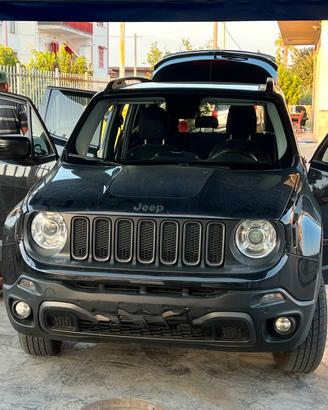 Jeep renegade  trailhawk  4x4