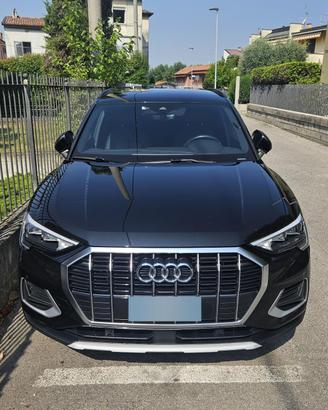 Audi Q3 Tdi 35 business 