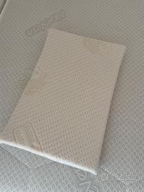 Materasso lettino+ coprimaterasso e cuscino