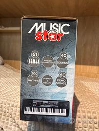 Pianola elettronica 61 tasti,60 demo e molto altro