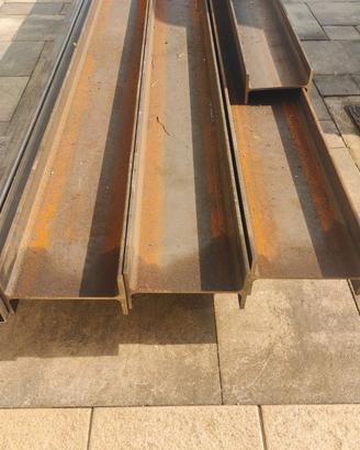 travi in ferro IPE160 e IPE 200