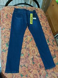 Stock 47 paia di jeans skin push up Gretha Milano
