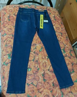 Stock 47 paia di jeans skin push up Gretha Milano