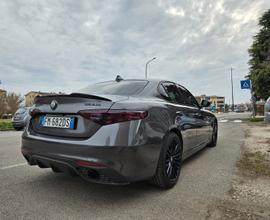 Alfa Romeo Giulia Super 180CV AT8 - 2017