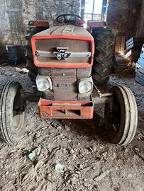 Trattore massey ferguson