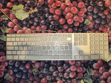 Apple Keyboard A1243 USB con tastierino numerico
