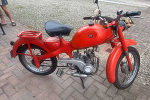 Motom  rosso