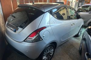 Lancia Ypsilon / BI colore / FINANZIAMENTI