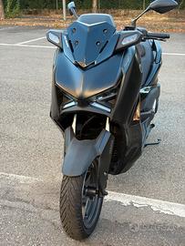 X MAX 125 TECH XMAX       144 km