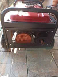 generatore di.  corrente  3 kw