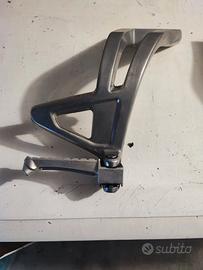 pedane Triumph Speed triple 1050