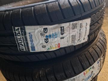 4 gomme estive nuovi mai usati 185/65/14