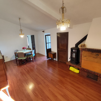 Casa con ingresso indipendente