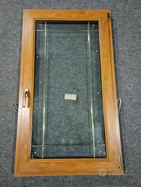 Finestra in alluminio