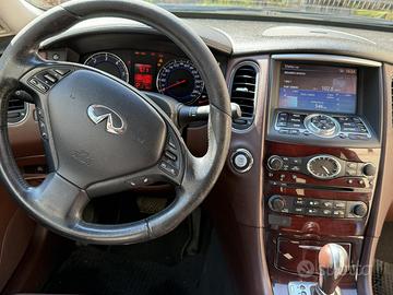 Infinity EX30D