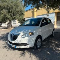 lancia ypsilon 0.9 twinair 85cv 2014