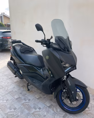 Yamaha Xmax 300