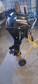 Mercury 9.9/8 11/2022 con diversi accessori