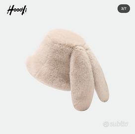 Berretto con orecchie in peluche 