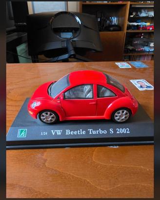 VW Beetle Turbo S 2002 1:24 - Hongwell con basetta