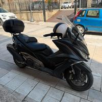Kymco AK550