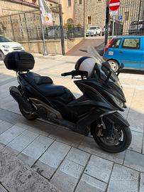 Kymco AK550