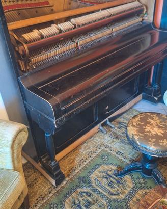 Pianoforte verticale, marca F.I.P. anno 1922
