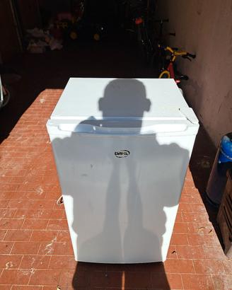 mini frigo Daya 80 lt.