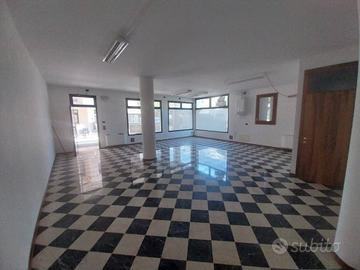 Immobile di 81 m² con 1 locale a Spresiano