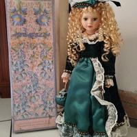 Bambola di porcellana "Collezione Manolo"