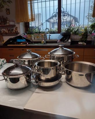 batteria di pentole 9 pezzi della Helene Cook