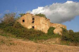 Albinea Broletto Casa colonica da ristrutturare