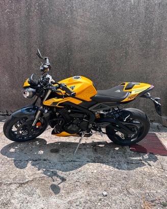 Triumph street triple rs