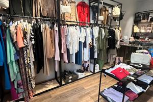 negozio abbigliamento donna 