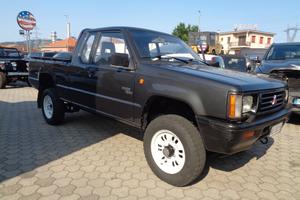 Mitsubishi L200 2.5 TD 4WD Club Cab Pick-up