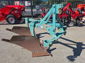 Aratro bivomere usato Nardi