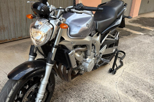 Yamaha FZ6 del 2006