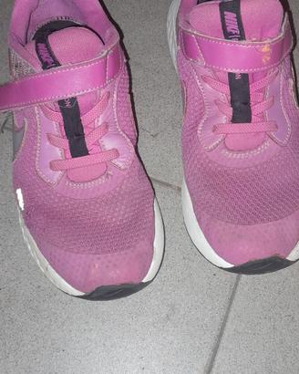 Scarpe Nike bambina fucsia, numero 34