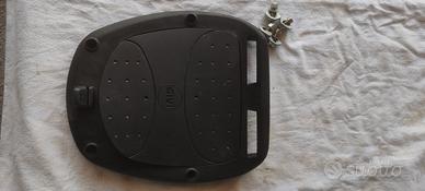 Piastra porta bauletto Givi Monolock 
